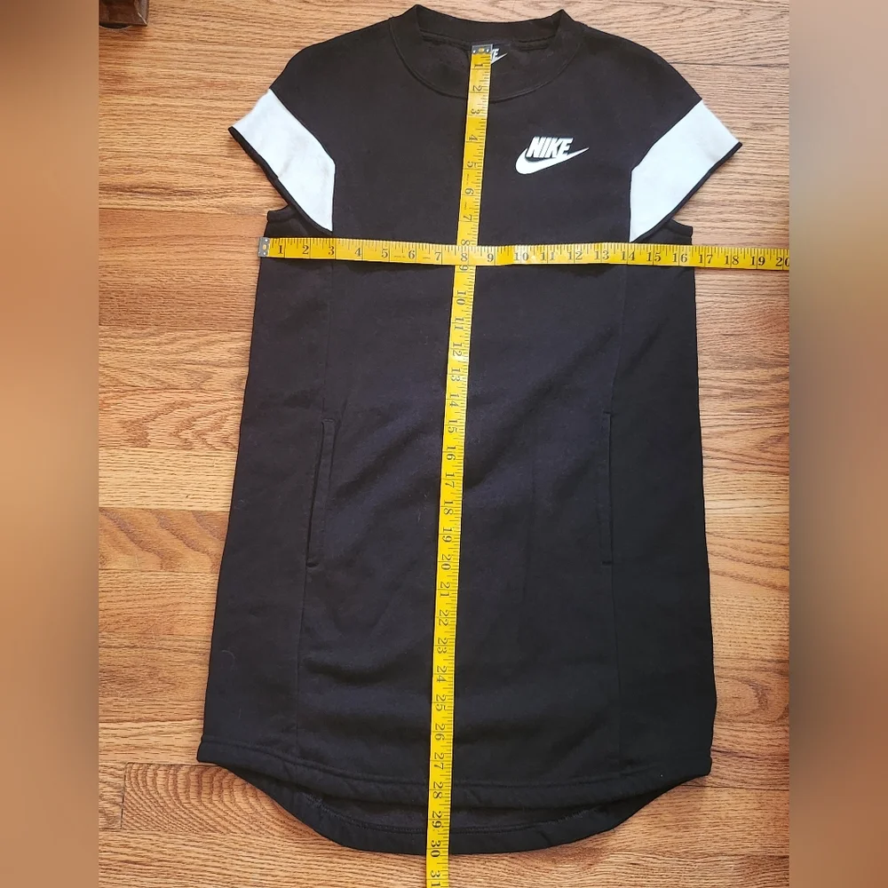 Girls Nike Black Dress Comfy Size L